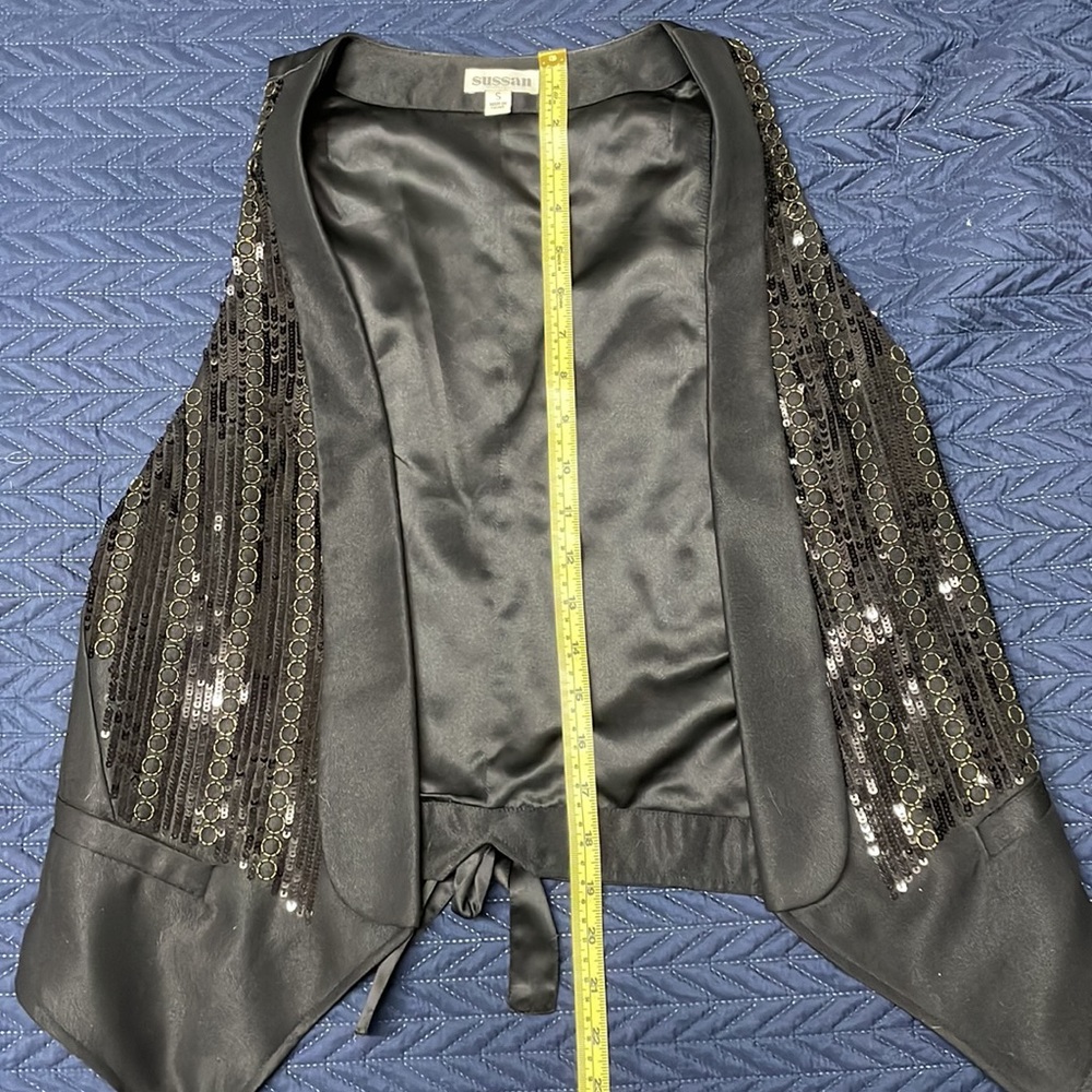 Black Sequin Vest - Picture 4 of 6